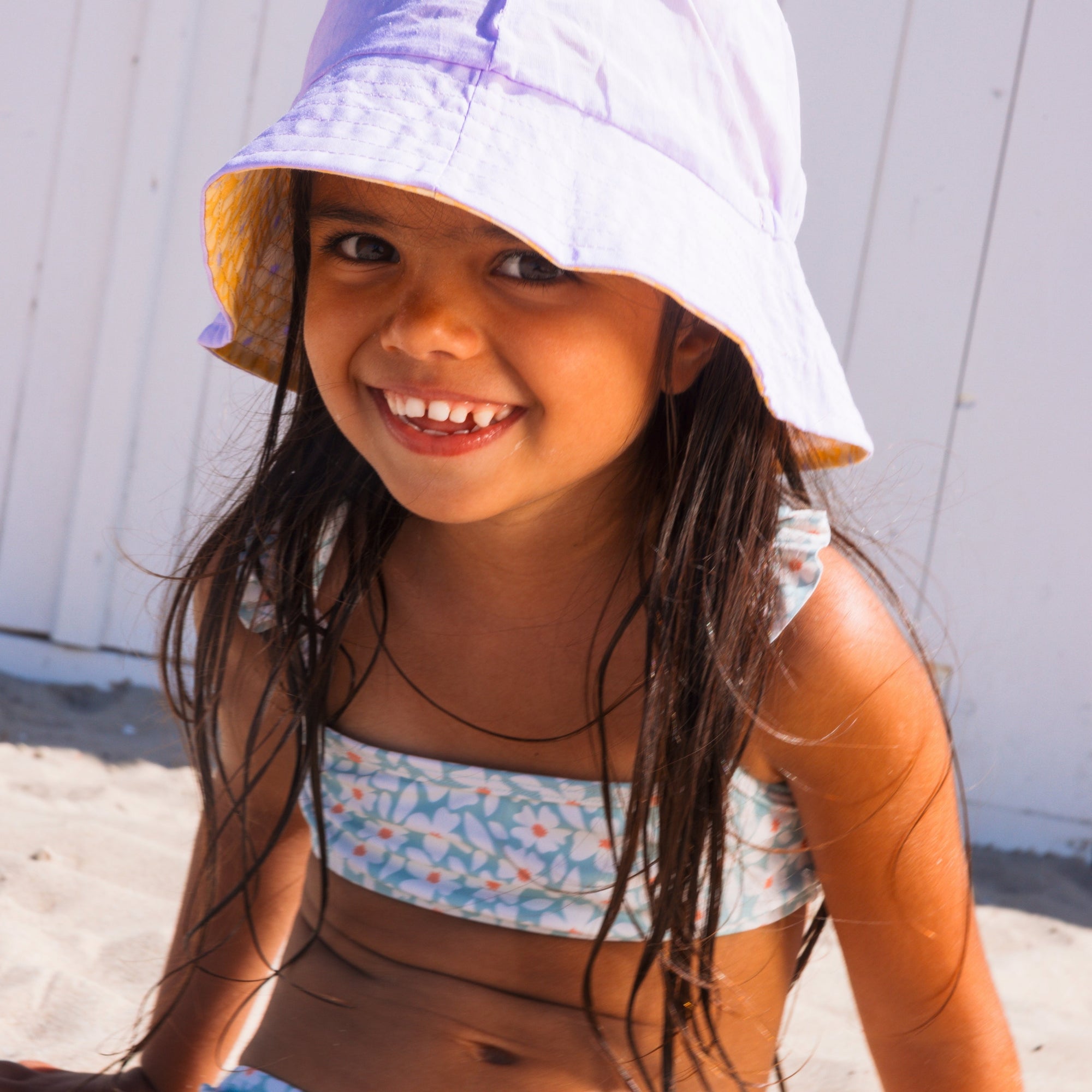 Swim-essentials-zonnehoedje-florish-geel-1