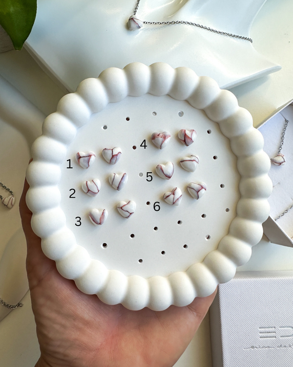 marble heart | burgundy