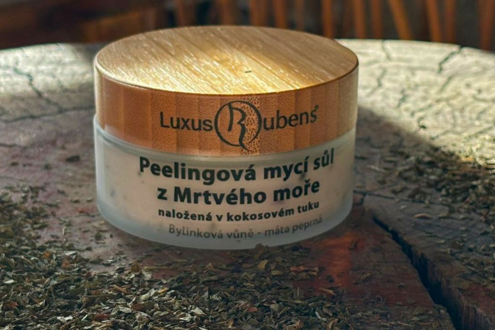 Peelingová mycí sůl do koupele - MÁTA PEPRNÁ