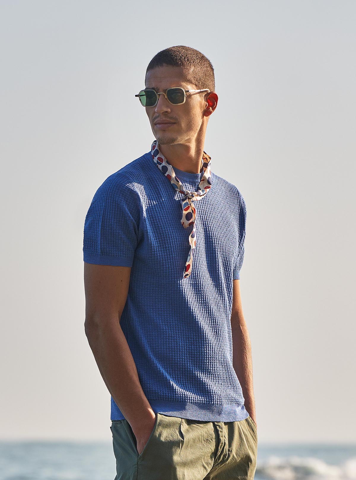 SHORT SLEEVE CREW NECK WITH OFFSET RIBBED KNIT