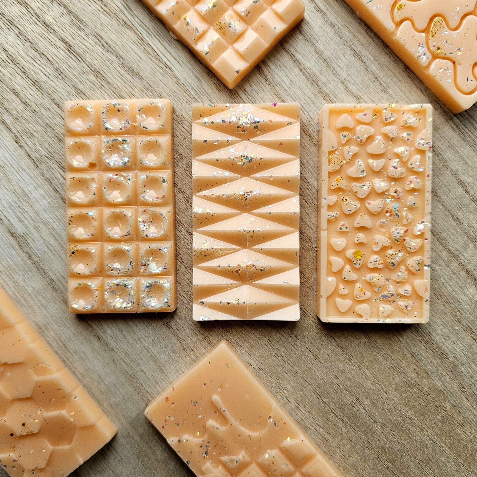 Mini ploščice dišečega voska v sveži kombinaciji manga in guave. Za trenutke fokusa, energije in lahkotnosti.