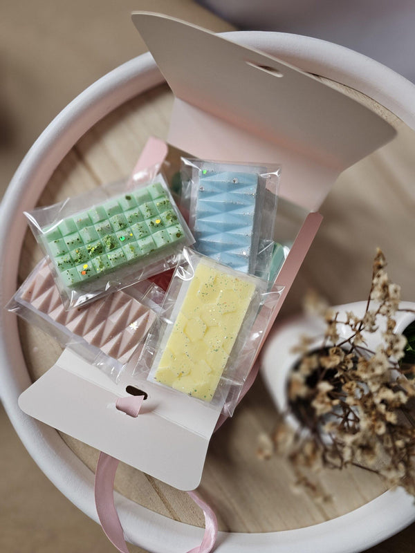 SURPRISE MIX (5 or 10 mini snap bars)