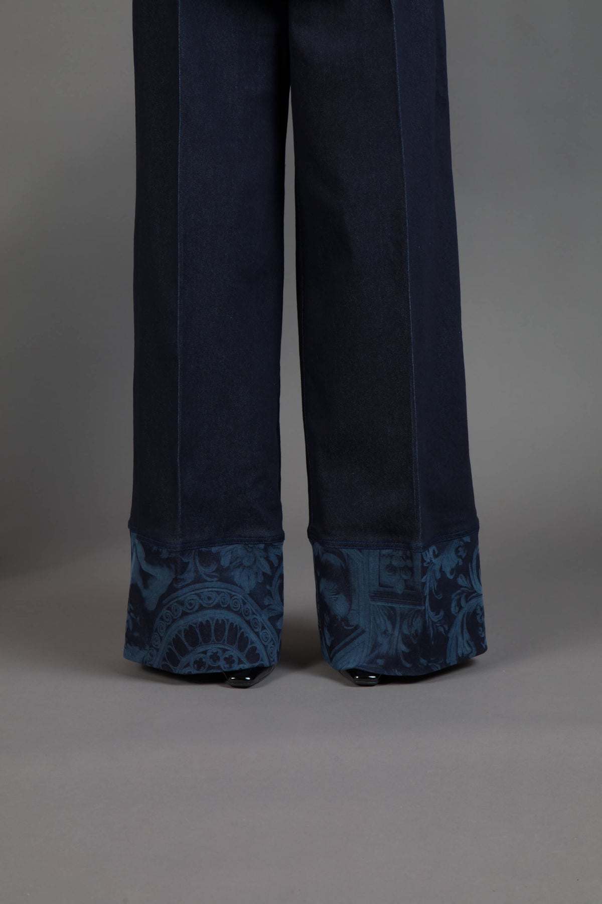 OVERSIZED DENIM PANTS