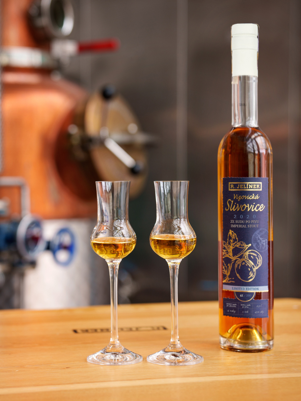 Vizovická slivovice 2020 ze sudu po pivu Imperial Stout 45% 0,5l