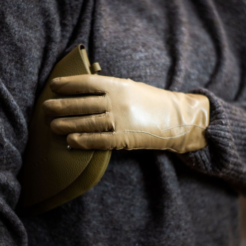 Women's Leather Gloves with Embroidery