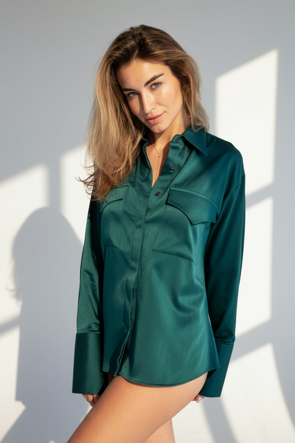 NOBU Emerald Košulja | CĀVA PREMIUM WEAR by Loreen Label Veličina: UNI / S - L, Boja: Smaragdno Zelena