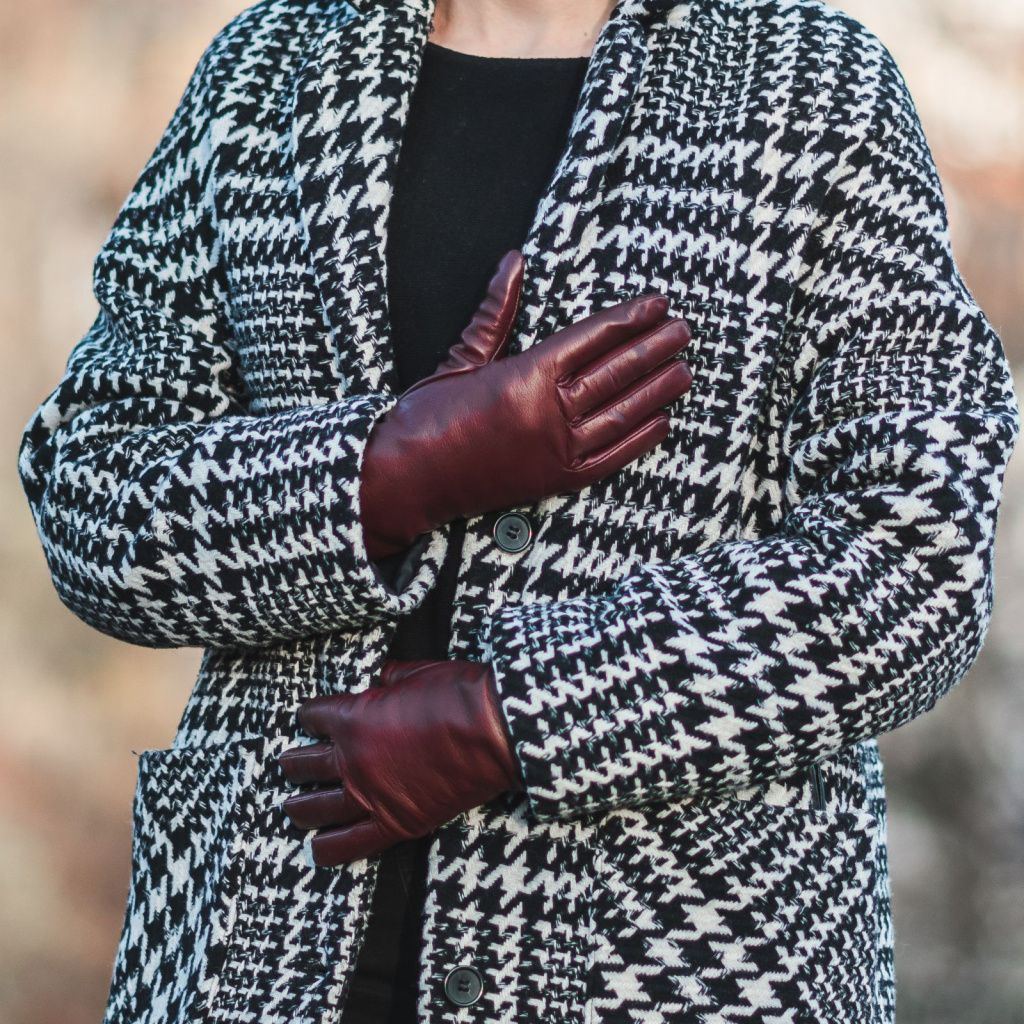 Smooth Women's Leather Gloves