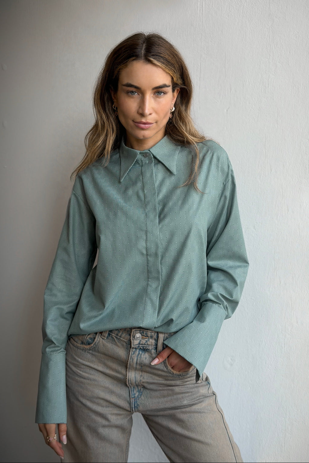 MIRAY Shirt | CĀVA PREMIUM WEAR by Loreen Label Size: UNI / S - L, Colour: Matcha Latte
