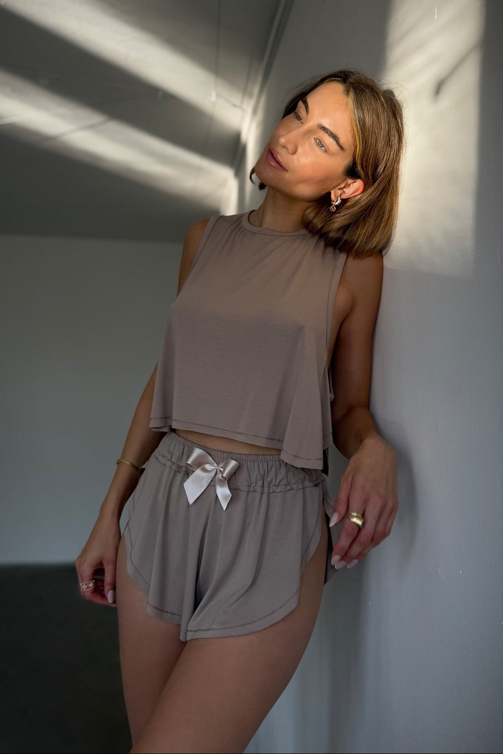 Bamboo Crop Top | Loreen Label Size: UNI / XS - L, Colour: Taupe