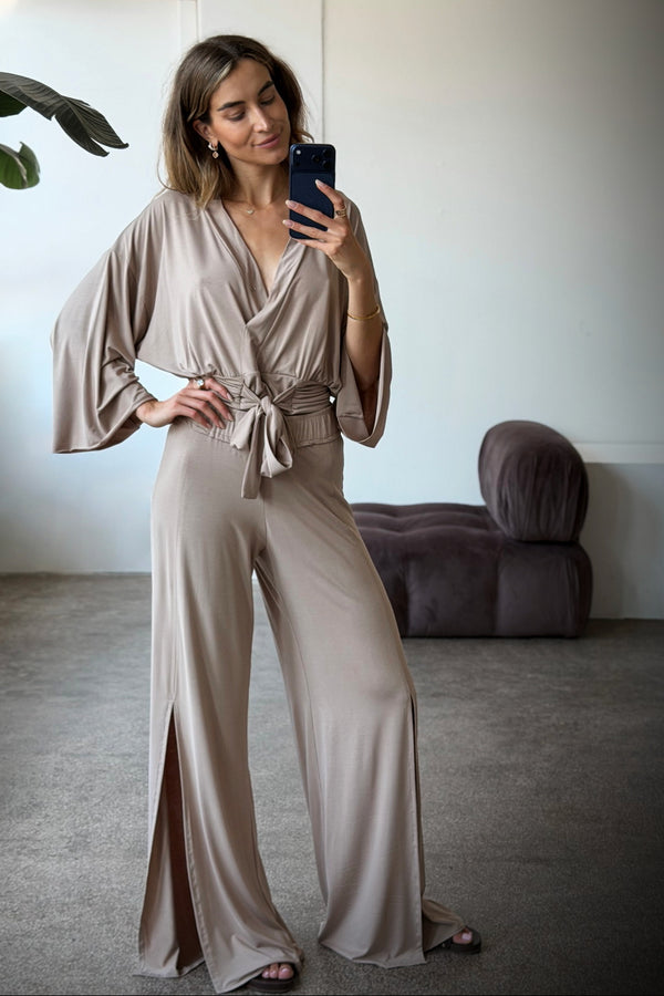 Calças Longas com Fenda Lateral em Bambu | Loreen Label Tamanho: S/M Curto, Cor: Taupe