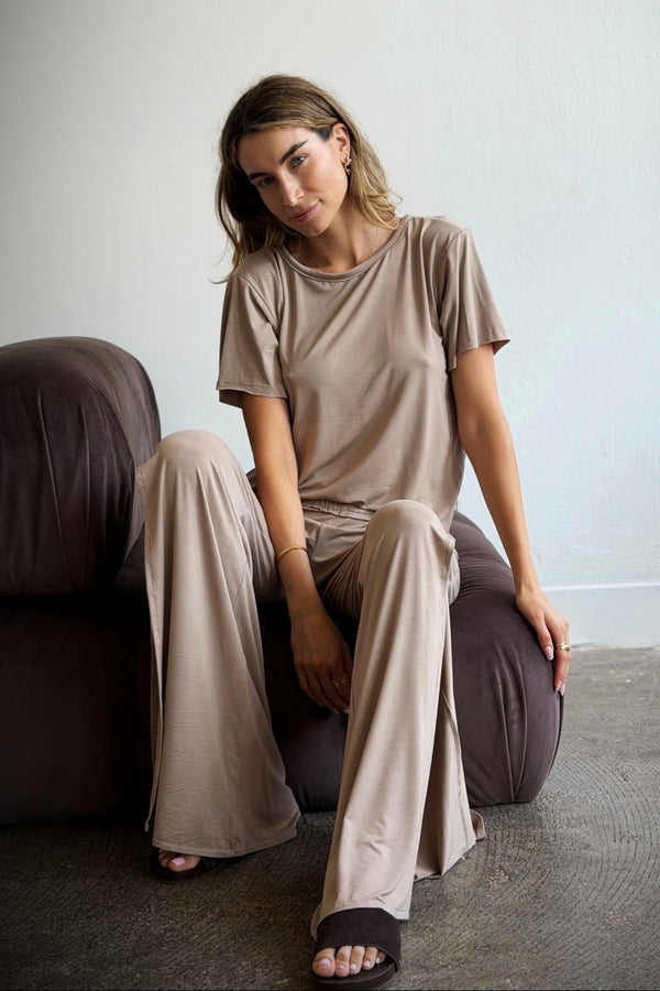 Bamboo Loose T-shirt | Loreen Label Size: UNI / XS - L