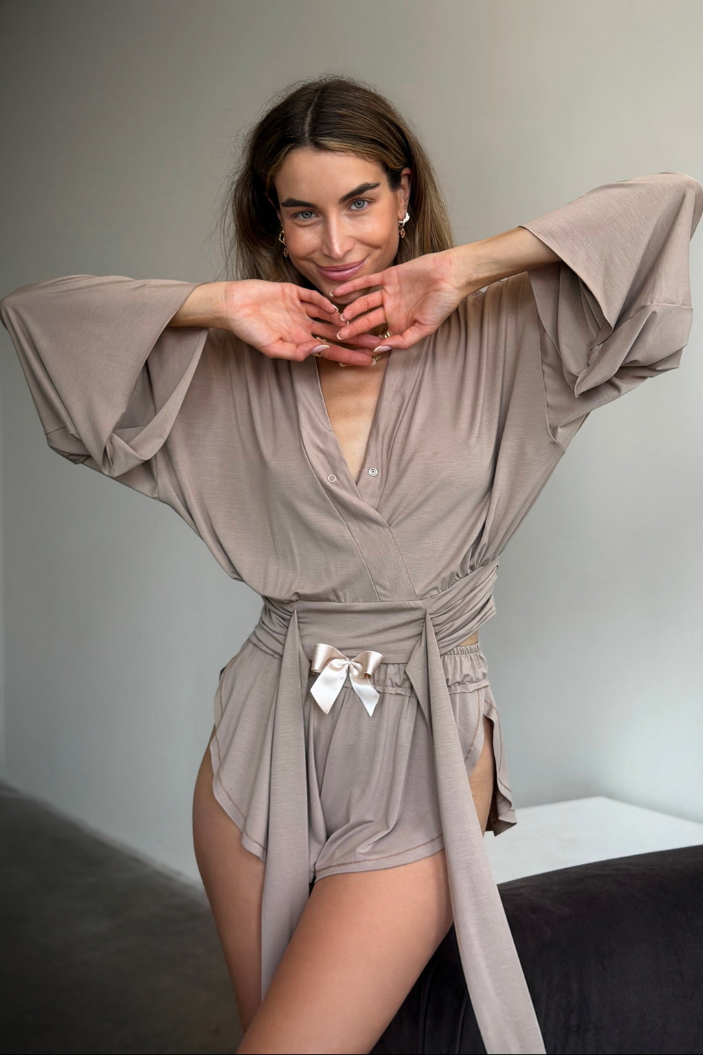 Bamboo Wrap Top | Loreen Label Size: UNI / XS - L, Colour: Taupe