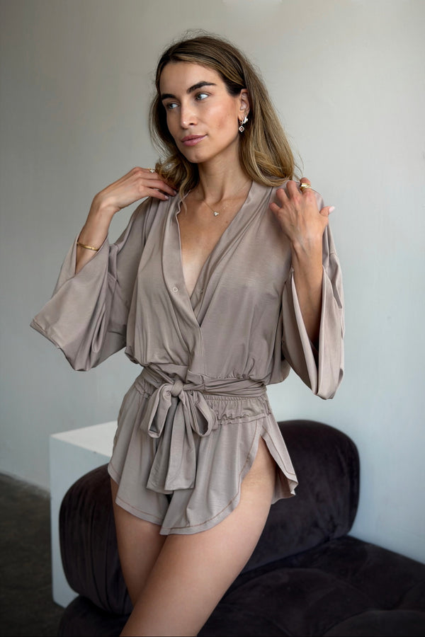 Bamboo Wrap Top | Loreen Label Veličina: UNI / XS - L, Boja: Taupe