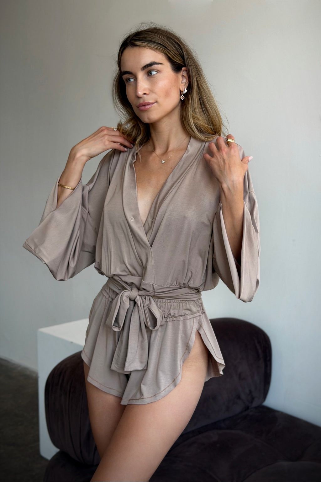 Bamboo Wrap Top | Loreen Label Size: UNI / XS - L, Colour: Taupe