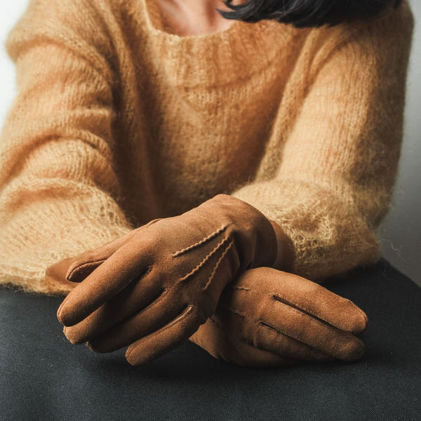 Ladies' Gloves Made of Suede