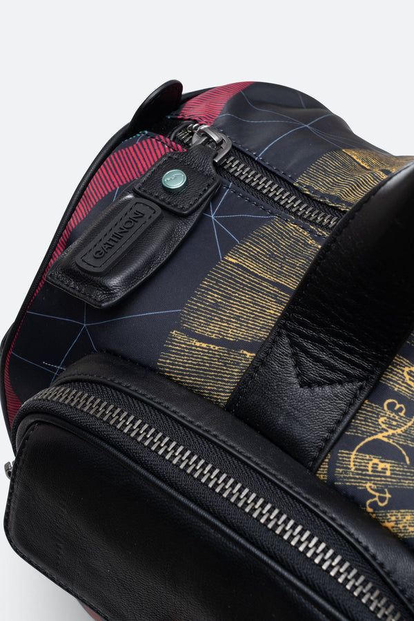 Boston with double external pocket