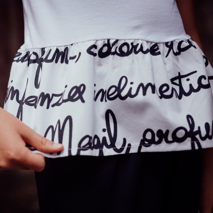 T-SHIRT WITH RUFFLE LETTERING PRINT
