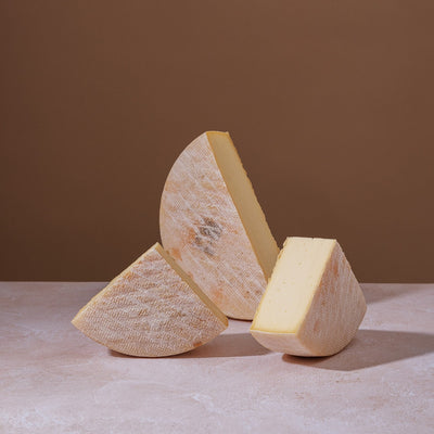 Saint-Nectaire dairy