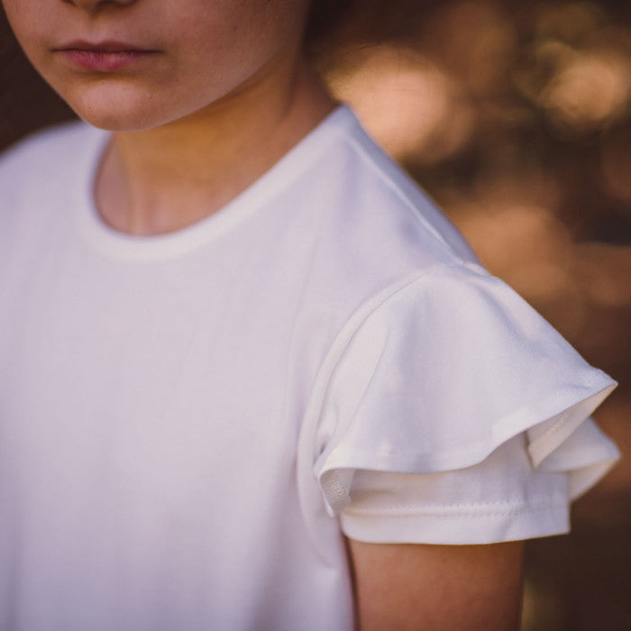 T-SHIRT WITH BELT