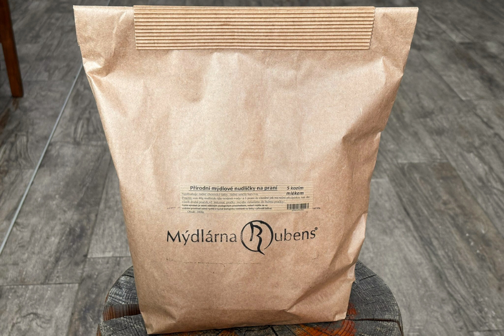 Prací mýdlo s kozím mlékem Objem balení: 1 kg