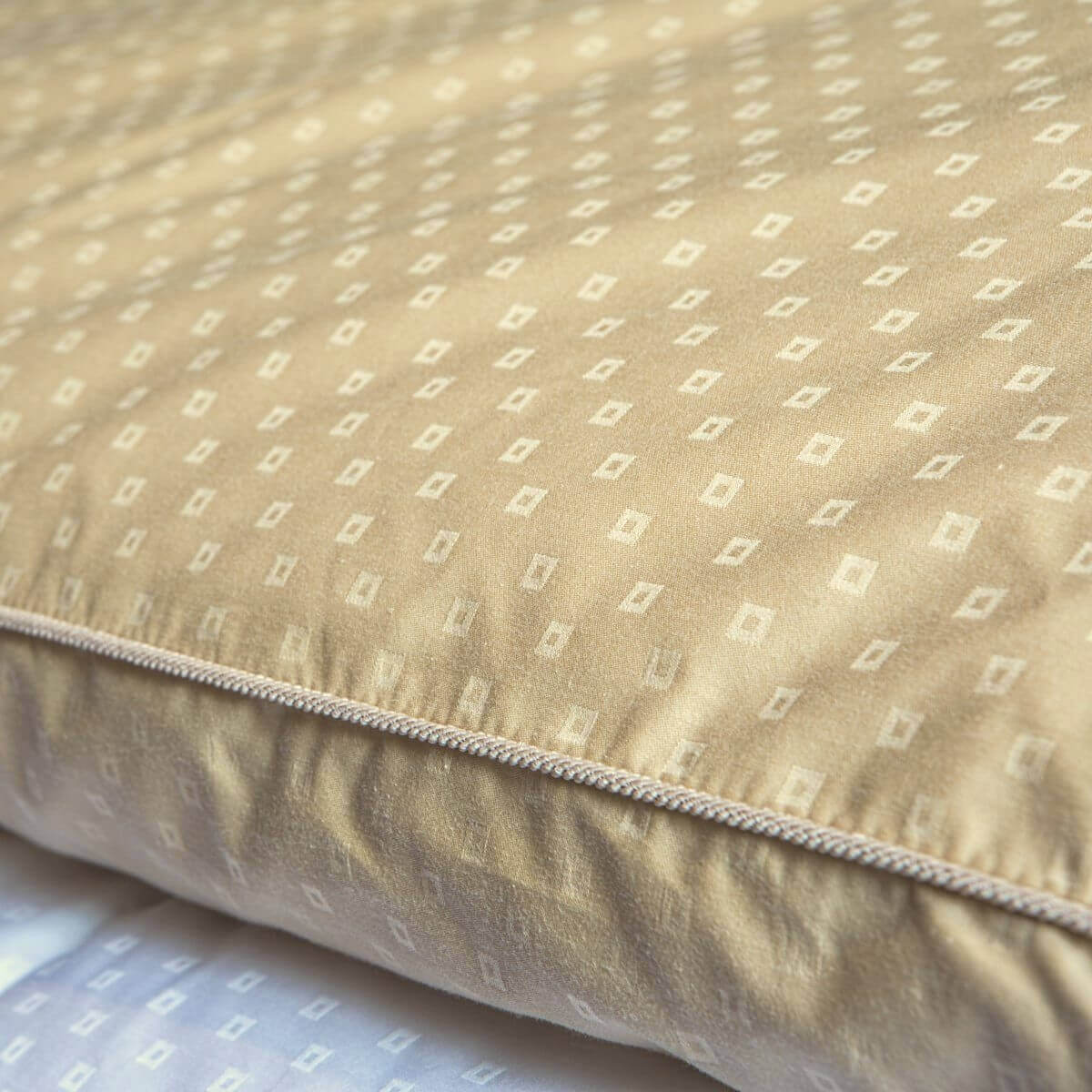 Jacquard barevná nadýchaná přikrývka