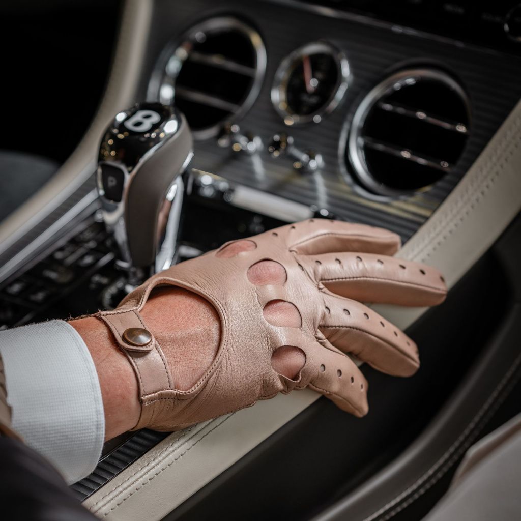 Light Men's Leather Driving Gloves with Wrist Elastic