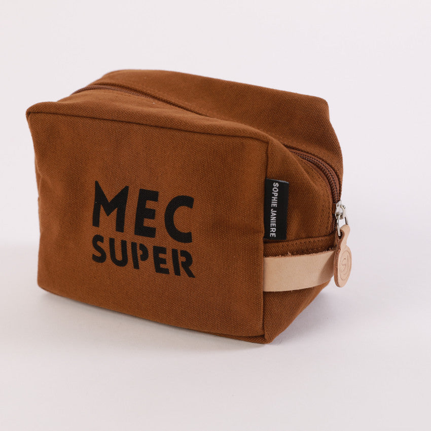 Oscar pm super guy pouch