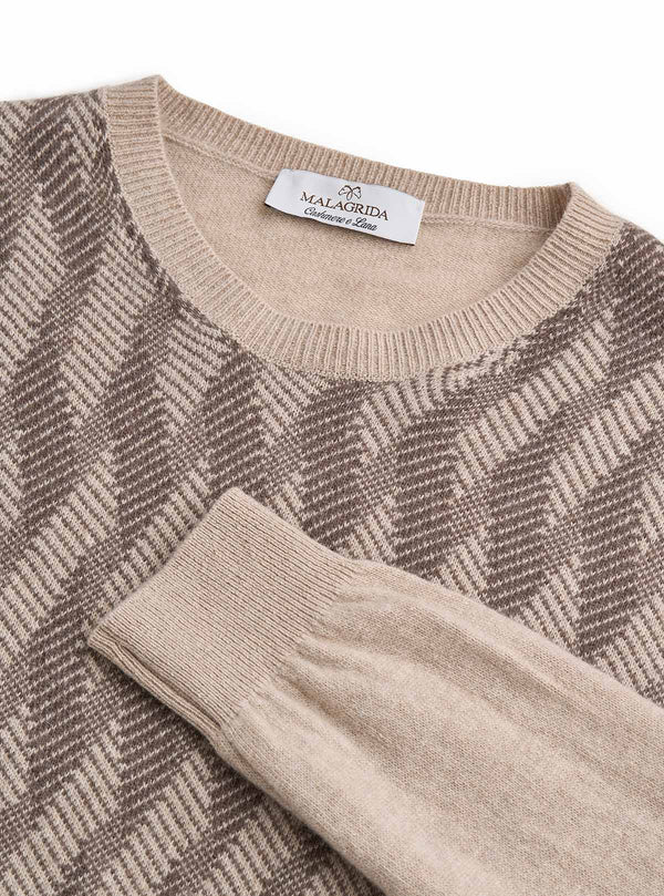 DOTTED JACQUARD CREW NECK