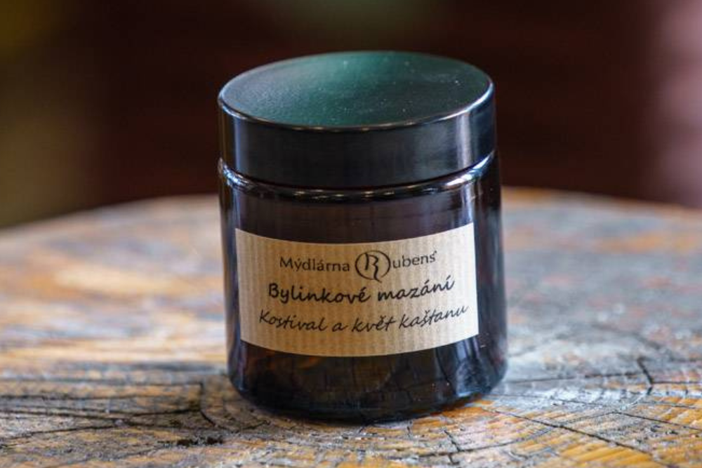 Herbal Ointment – Comfrey and Horse Chestnut Flower Net Weight: 30 g
