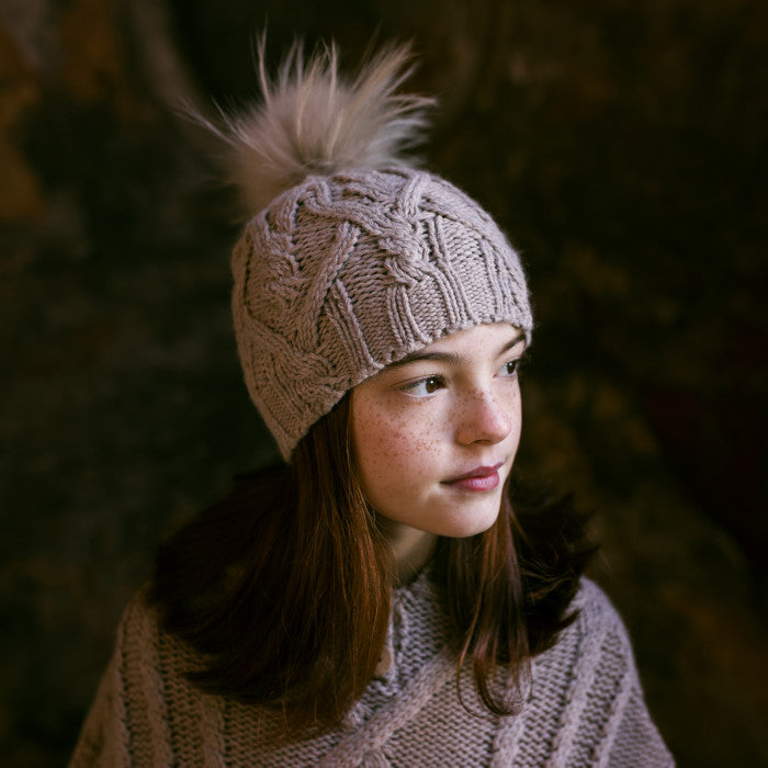 KNITTED HAT WITH MAXI POM POM