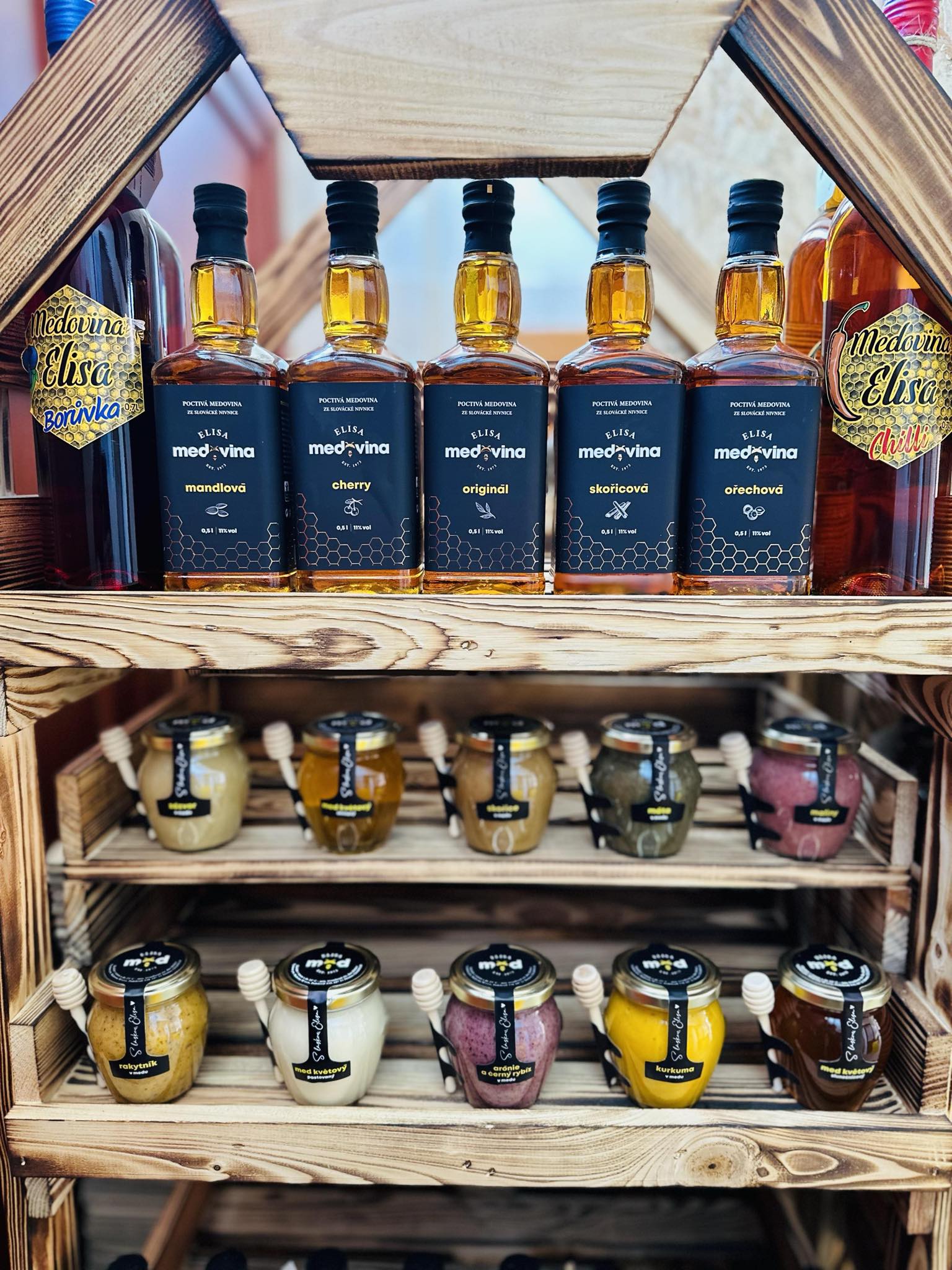 Elisa Shelf with Honey and Mead