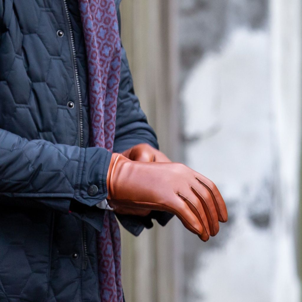 Smooth Men's Gloves with Cashmere