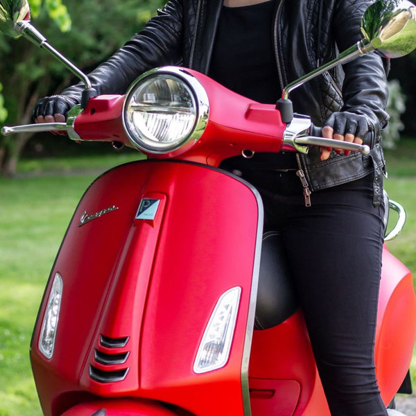 Women's Leather Fingerless Driving Gloves Made of Lambskin