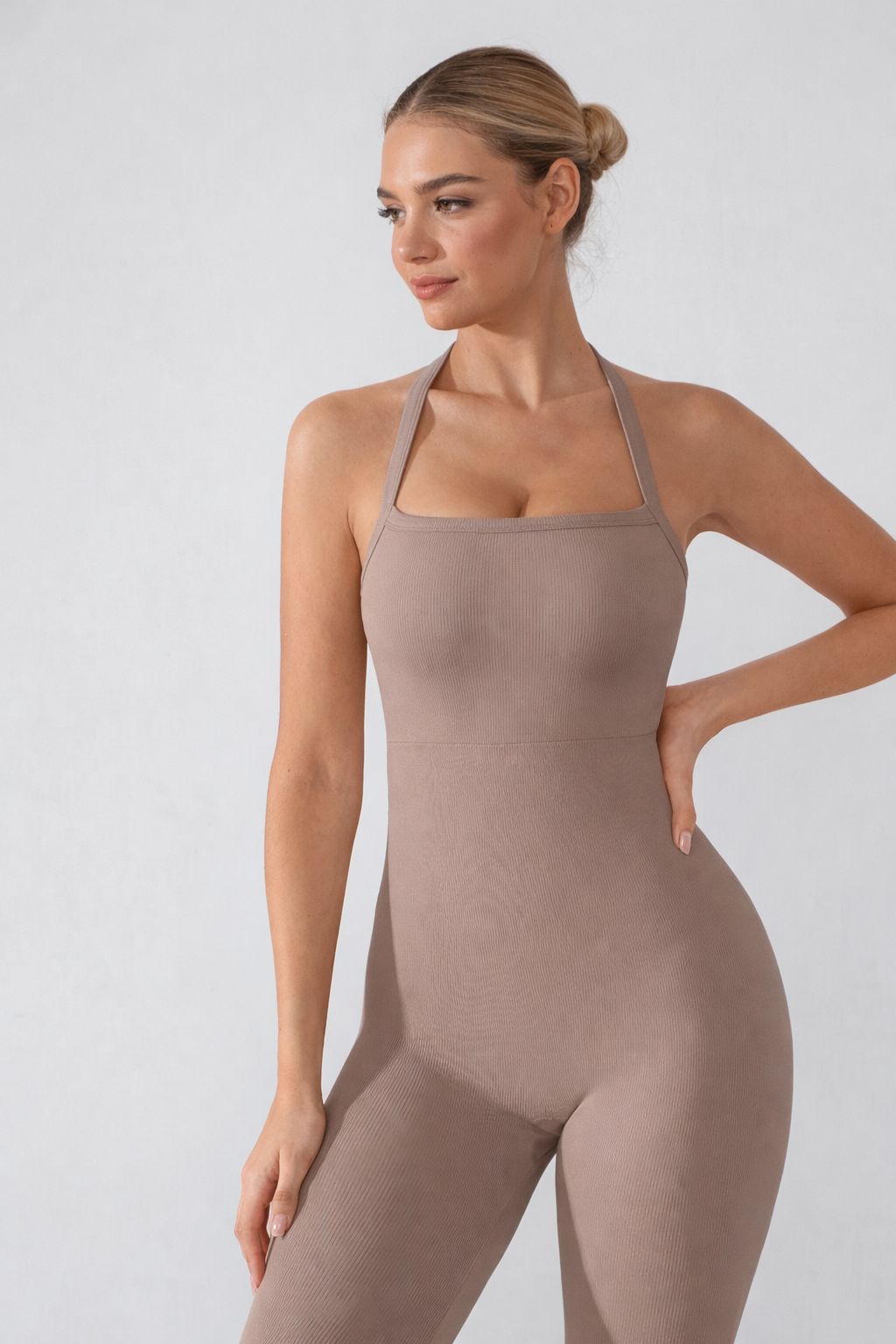 Seamless Sports Jumpsuit with Integrated Bra and Shaping Effect, NUDE Size Other: 3XL/4XL