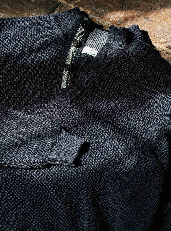 SERAFINO WITH BUTTONS CORN POINT WORKING