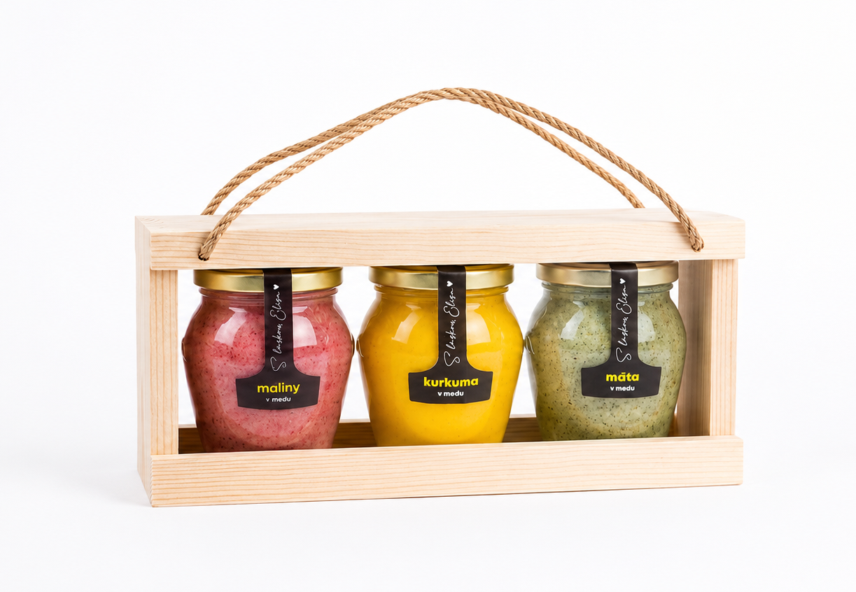 Eco Gift Set: Czech Honeys Elisa in a Bird Feeder