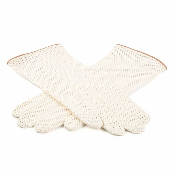 Short Perforated Gloves with a Small Split for Ladies