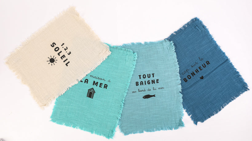 Set of 4 Hand Towels Heading Towards Happiness