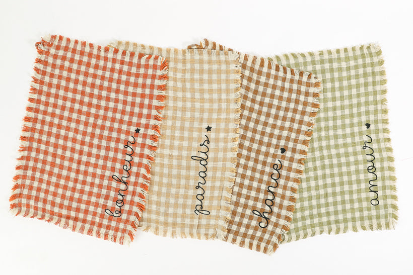 Set of 4 Love Checkered Hand Towels