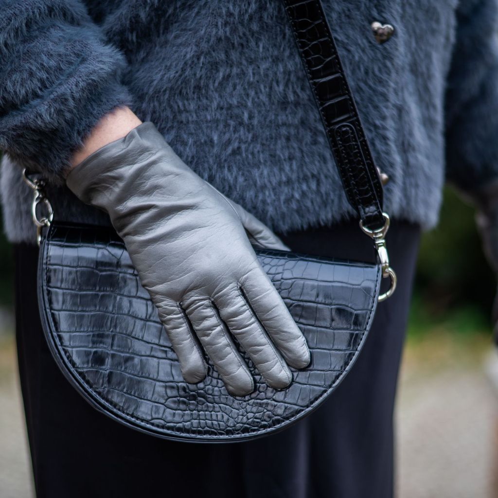 Luxury Women's Smooth Gloves with Cashmere
