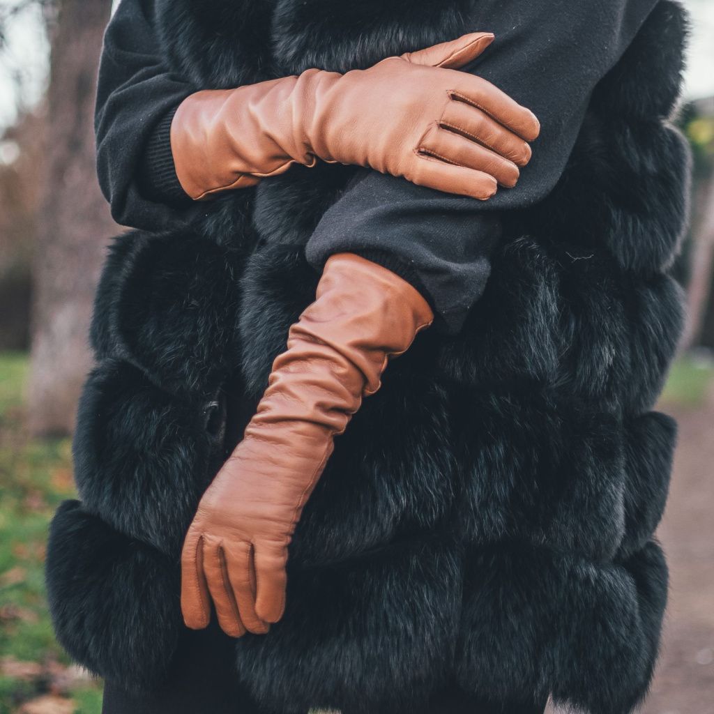 Women's Leather Forearm Gloves with Cashmere Lining