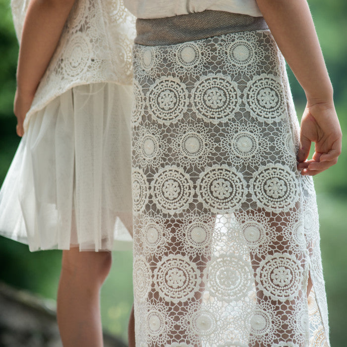 LACE SKIRT