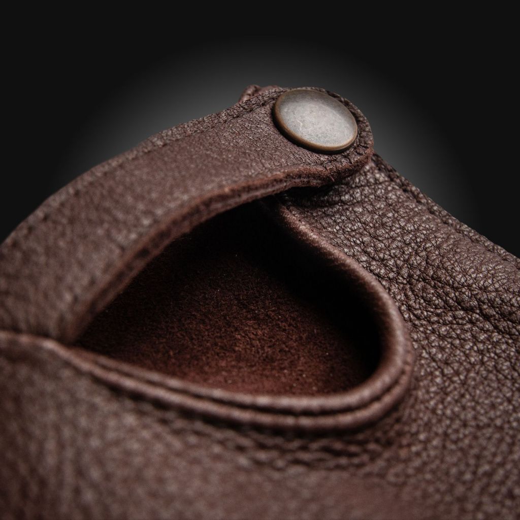 Elegant Men's Leather Driving Gloves Made from American Deerskin
