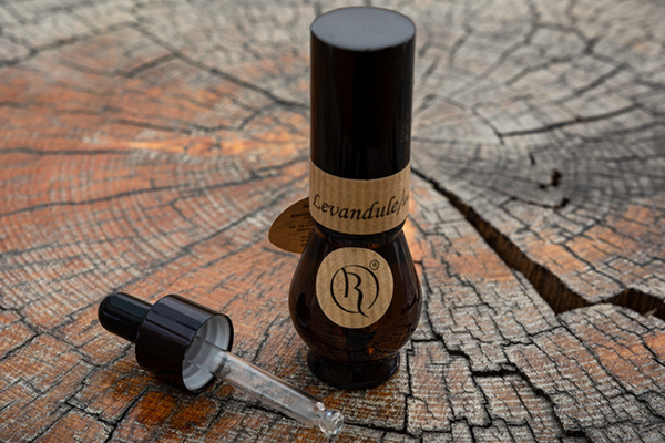 Natural Herbal Essential Oil Type of Oil: Lavender