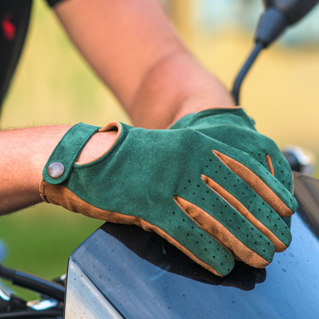 Two-Tone Suede Gloves for Universal Use
