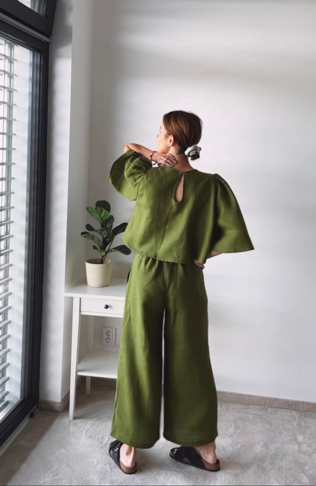 Top Ambika Linen Moss