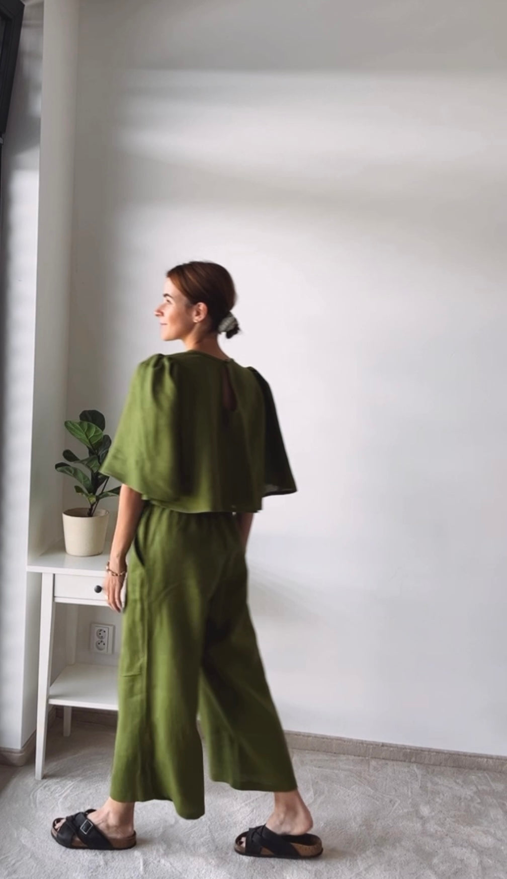 Top Ambika Linen Moss