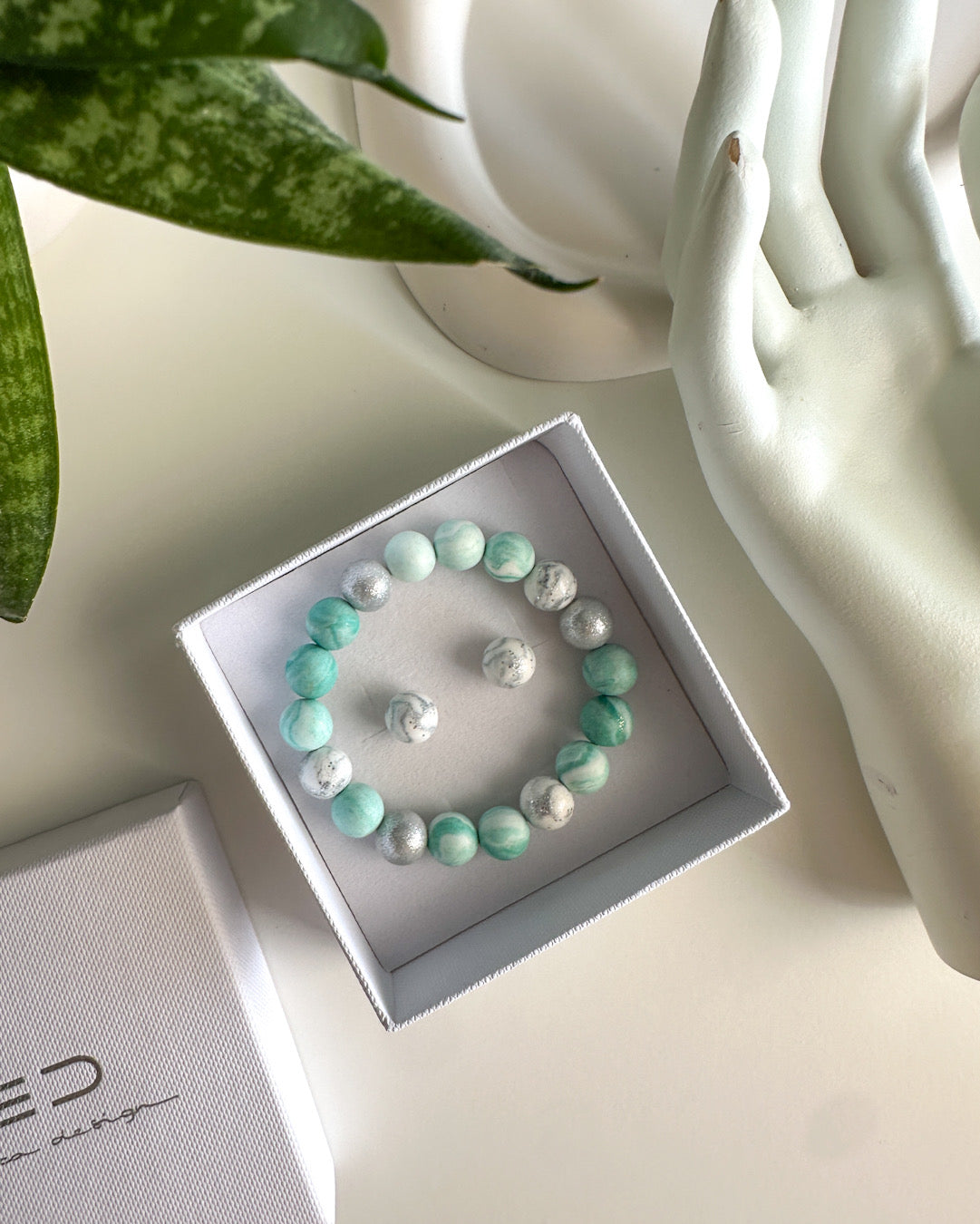 Bracelet, earrings | BULB LIMITED | turquoise-green