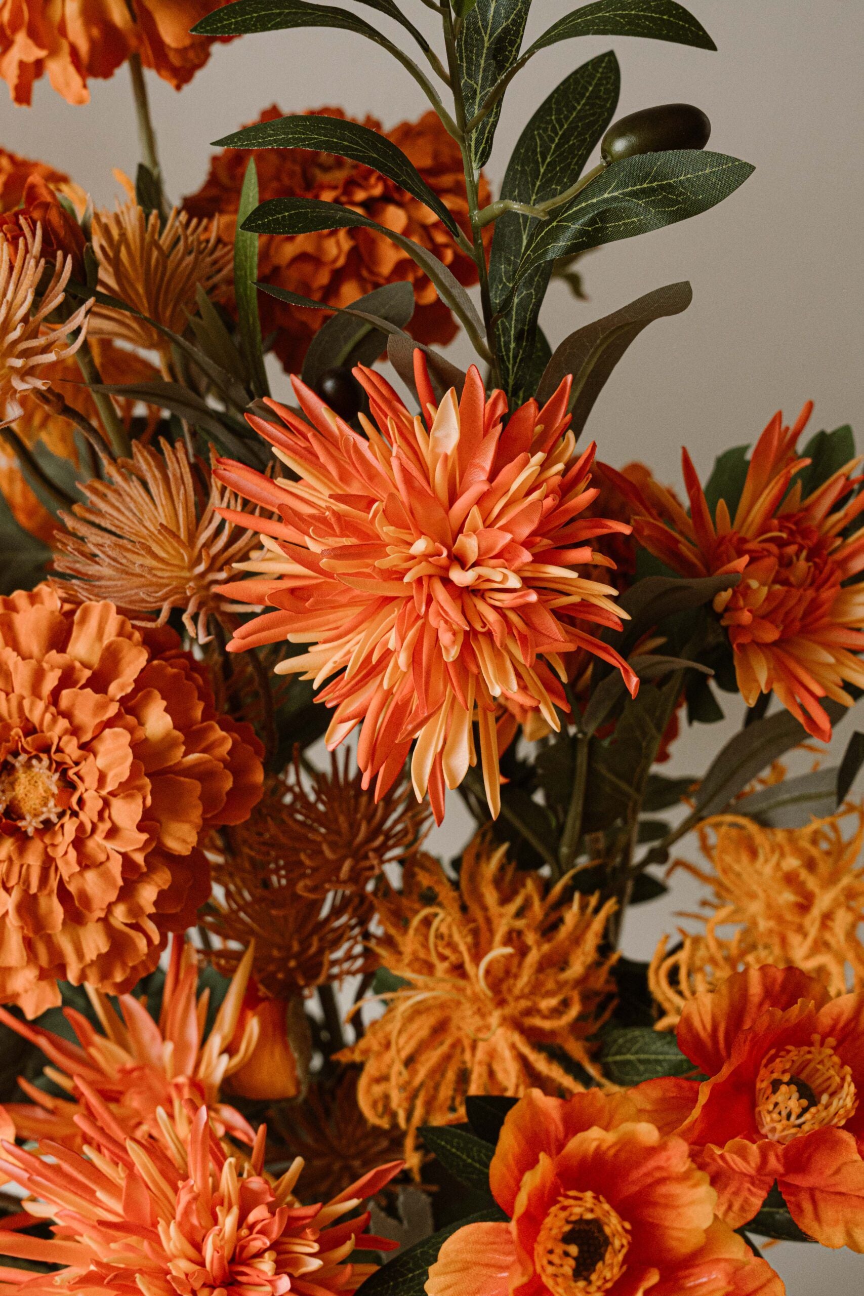 Indore Silva - Chrysanthemum - Orange - artificial branch - silk