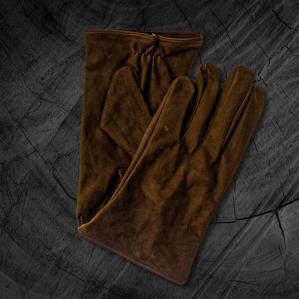 Leisure gloves made of suede calfskin